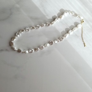 PEARL CHOKER