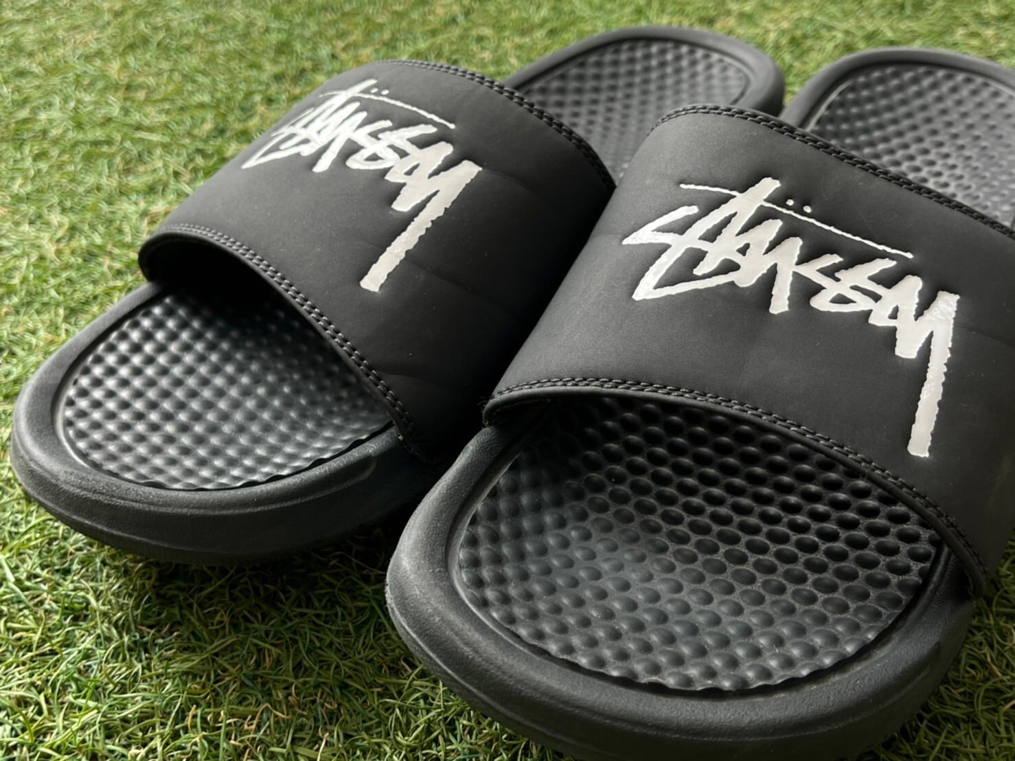 Stussy × Nike Benassi Slide Off Noir