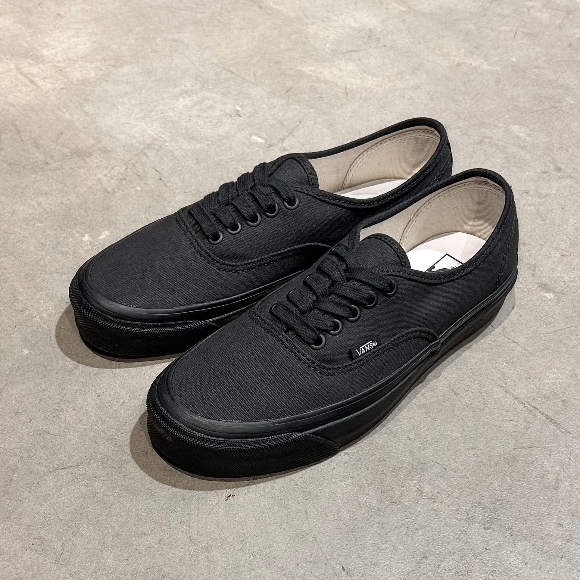 [新品]23cm VANS バンズ authentic 44 dx 黒 ブラック