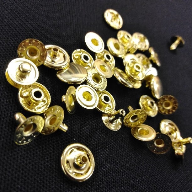 バネホック（中）【真鍮メッキ(10コ入り)】JBH-8 | and leather