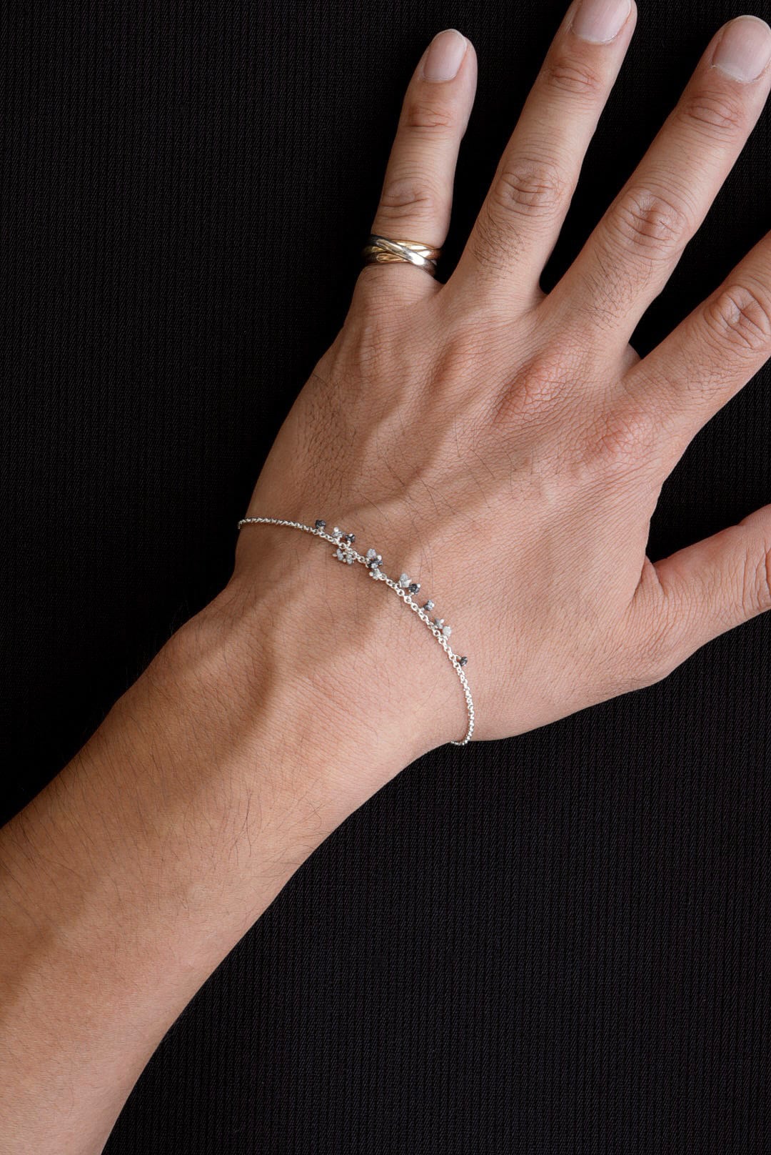 17 STEPHANIE SCHNEIDER - BRACELET (015.14 RAWS)