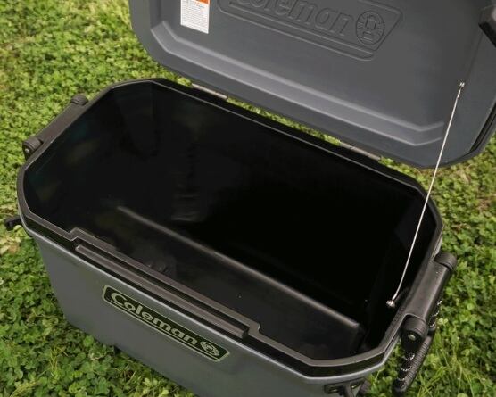 コールマン Coleman コンボイ 55QT クーラーボックス グレー コールマン Coleman コンボイ 55QT クーラーボックス グレー