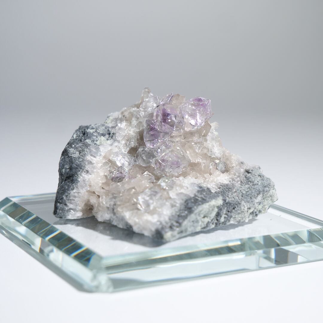 シャンファーリン産 フローライト スモーキークォーツ 共生 / 原石