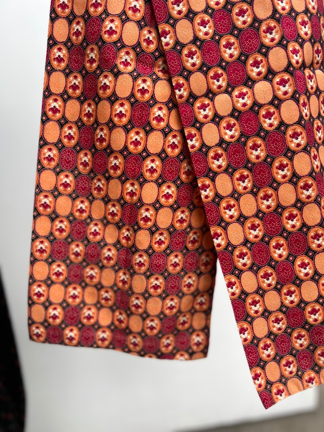 Vintage black × orange × wine red floral scarf ( ヴィンテージ ブラック オレンジ ワインレッド 花柄 スカーフ )