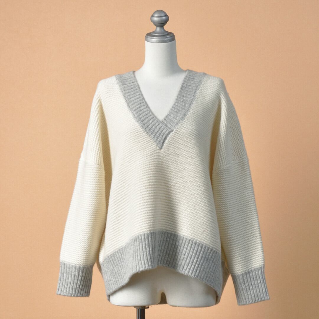 atelier naruse アトリエナルセ ウールVネックニット・オフホワイト レトロなデザインを現代的にアレンジしたニット【送料無料】