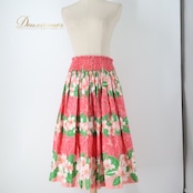 フラダンス 衣装 パウスカート ピンク系 サーモンピンク プルメリア柄 モンステラ柄 シングル シンプル かわいい 華やか 鮮やか 明るい 白 緑 ハワイアン アロハ ハワイアンプリント フラ ダンス レッスン 練習 花柄 軽やか ファッション レディース