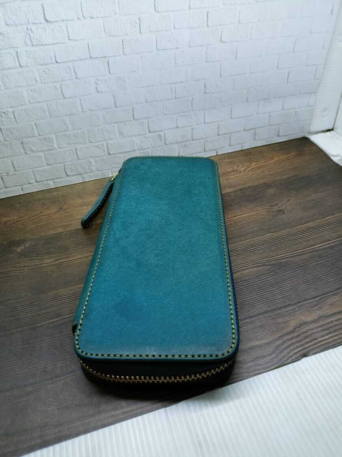 バハギア ペンケース ラウンドジップ型 プエブロ オルテンシア 