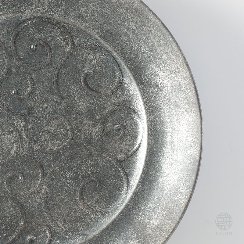 銀錆銀河-プラチナ-｜唐草リム皿｜φ約19cm | 三川内焼｜平戸嘉祥｜直販