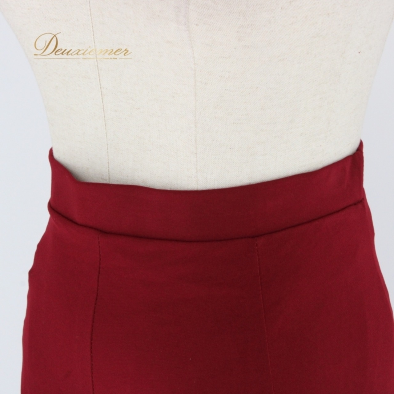 社交ダンス 衣装 スタンダード スカート レッスンウェア レディース ボルドー レッド系 ICHIOKU イチオク 無地 光沢感 練習着 フォーマル スカート丈 約83cm ウエスト約31.5cm~ エレガント スポーツウェア ダンスウェア おしゃれ シンプル 丈夫 伸縮素材 ポリエステル 深みのある色 美しいシルエット フォーマルウェア レディースファッション 高品質 ヨガダンス 体型カバー