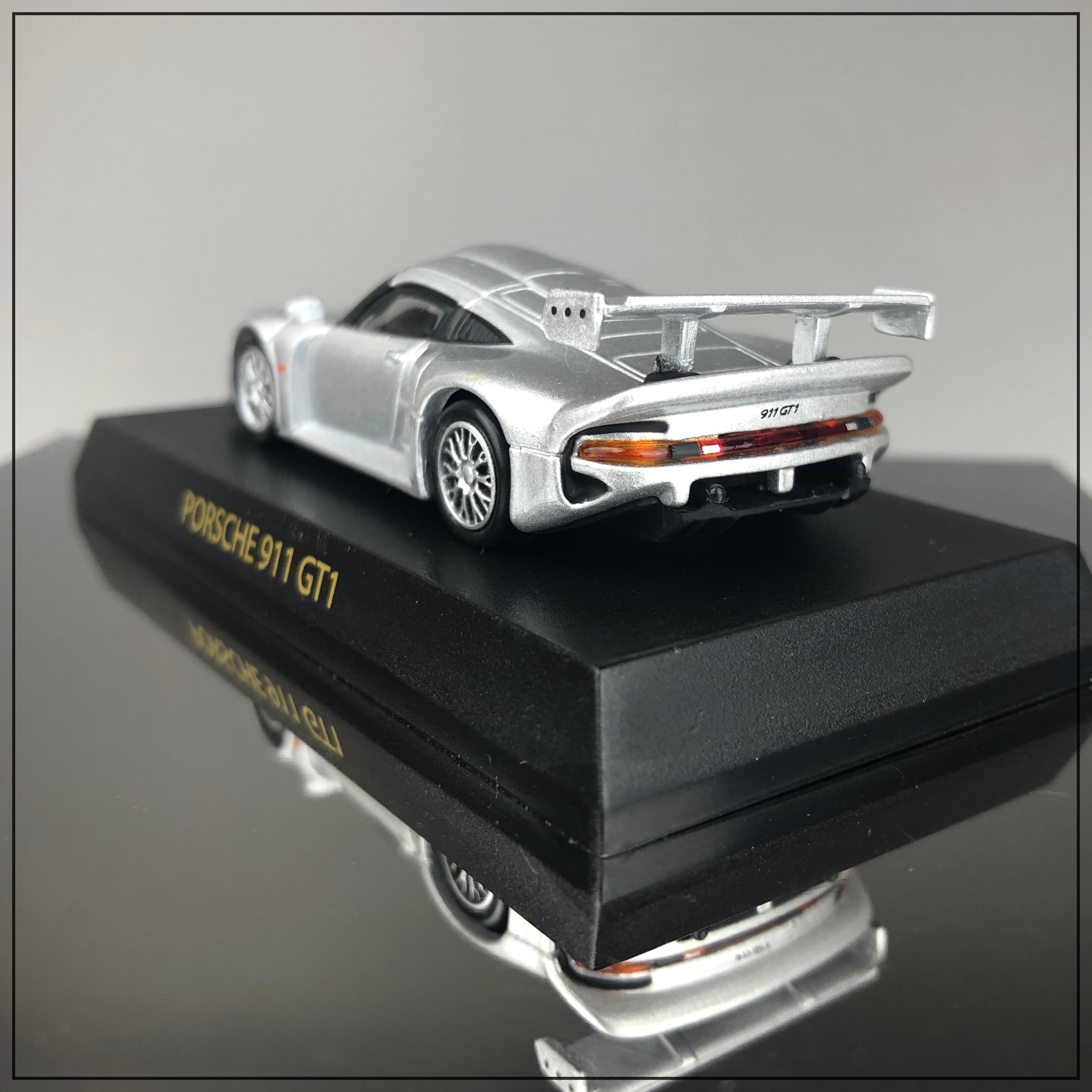 ポルシェ1 京商ミニカー