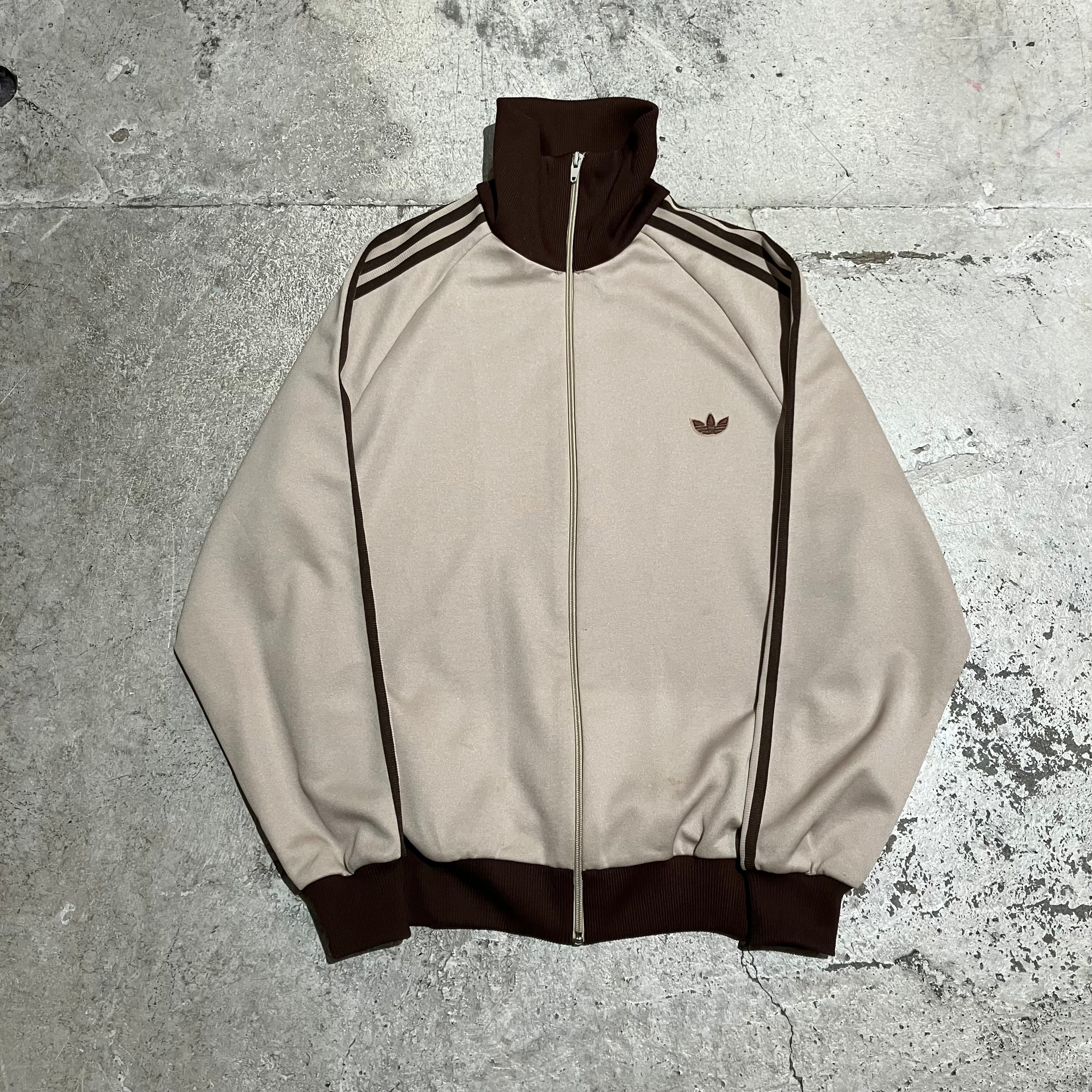 232a29bc086cb0af13a98d07e049ef  