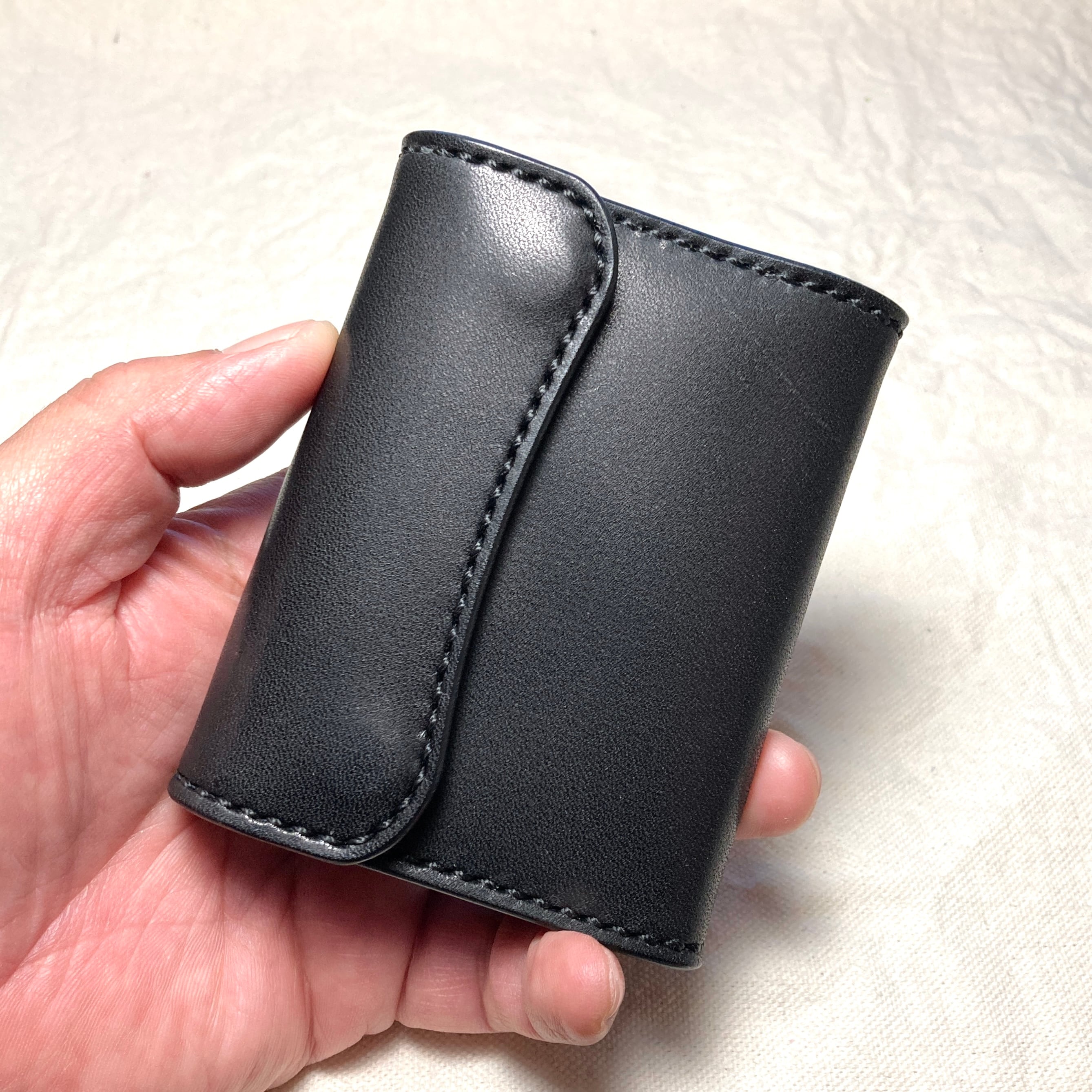 栃木レザー ミニ財布 三つ折り財布 本革 コンパクト財布 お札を折ら