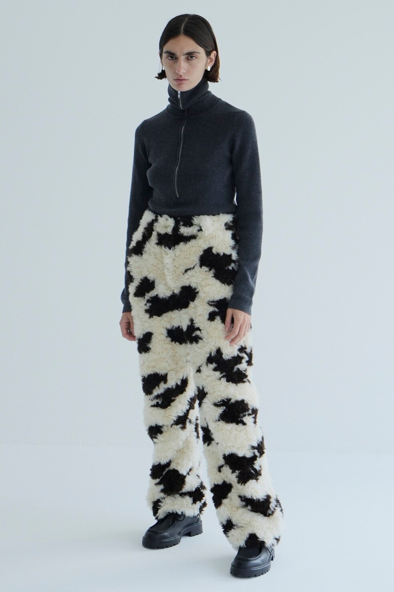 CLANE COW BOA WIDE PANTS