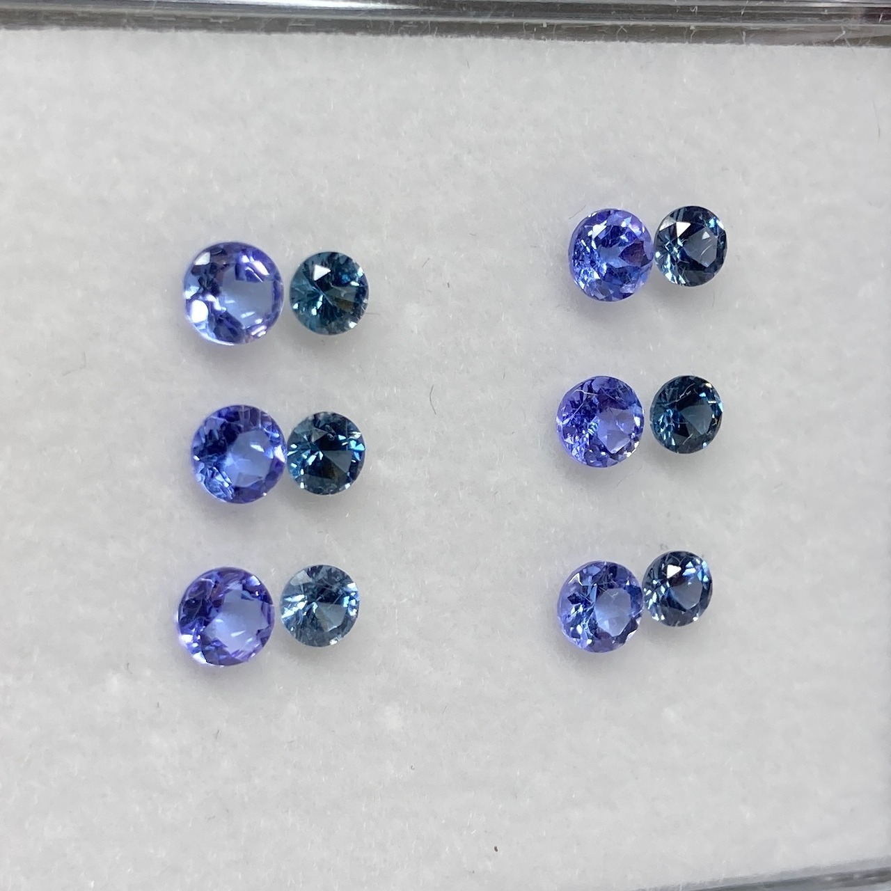 春のお楽しみボックス 丸いスピネルとタンザナイト セット 約2.9mm-3.4mmmm   ※選べません