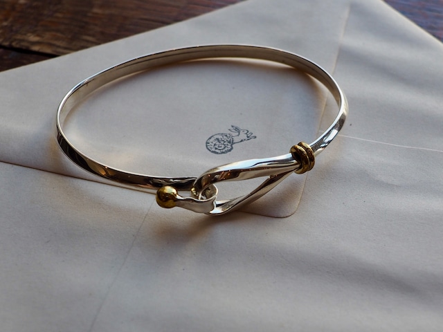 AMERICA Vintgae Silver design bangle