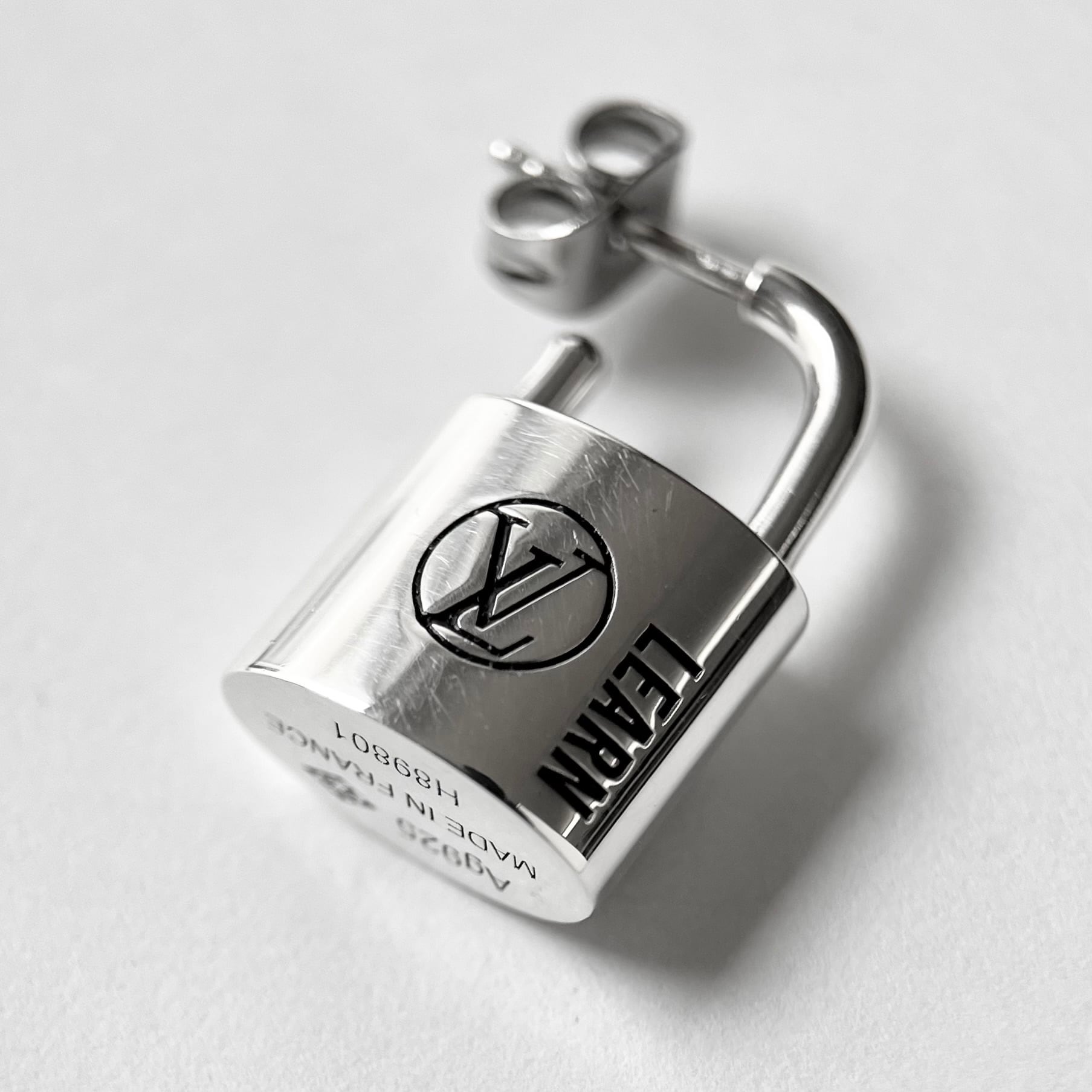LOUIS VUITTON Silver Lockit Earring Sterling Silver Black Laquered