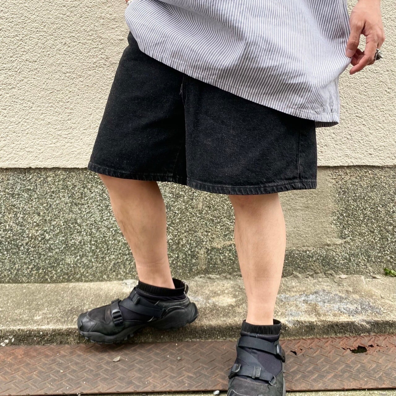 90年代 USA製 Lee リー ワイド バギー ブラックデニム ハーフパンツ ショーツ ジーンズ メンズW29-33 レディース 古着 90s  ビンテージ ヴィンテージ 黒【ショートパンツ】 | cave 古着屋【公式】古着通販サイト powered by BASE