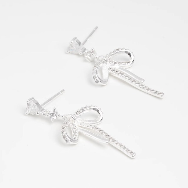 stone ribbon earrings J00282