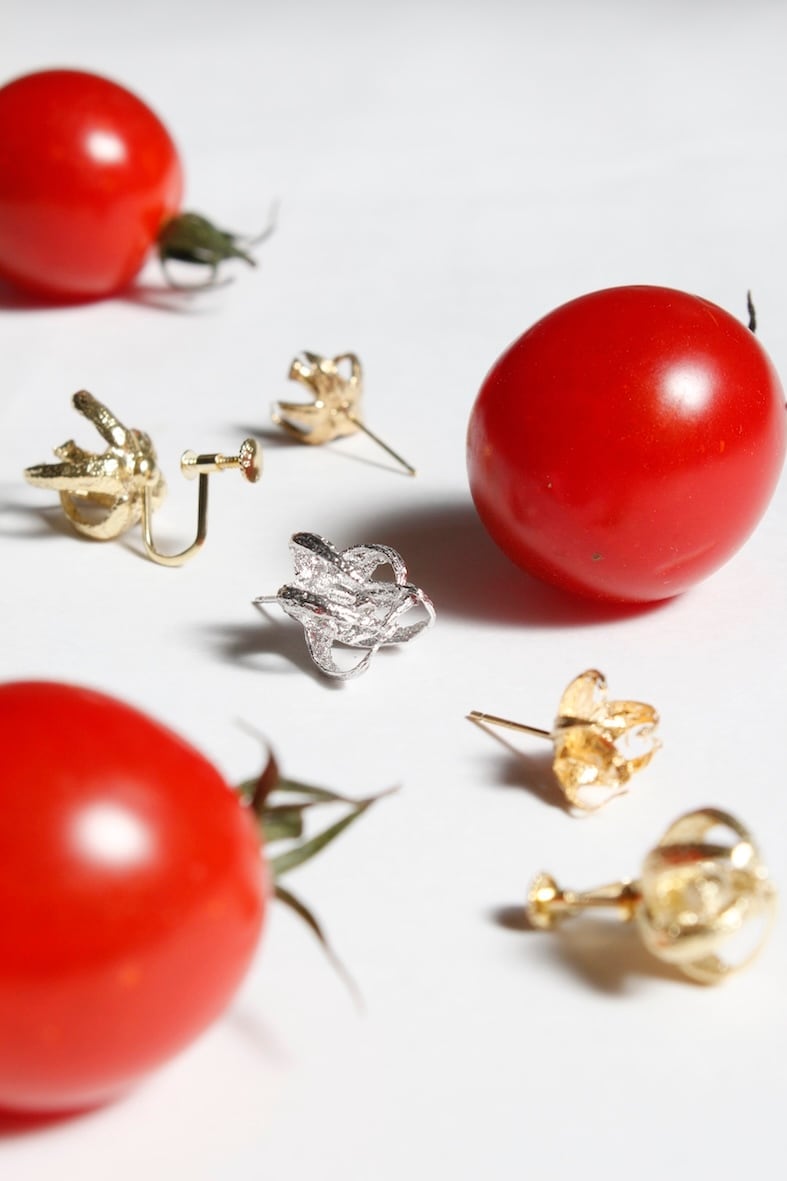 トマトのへたピアス Tomato earrings | nico