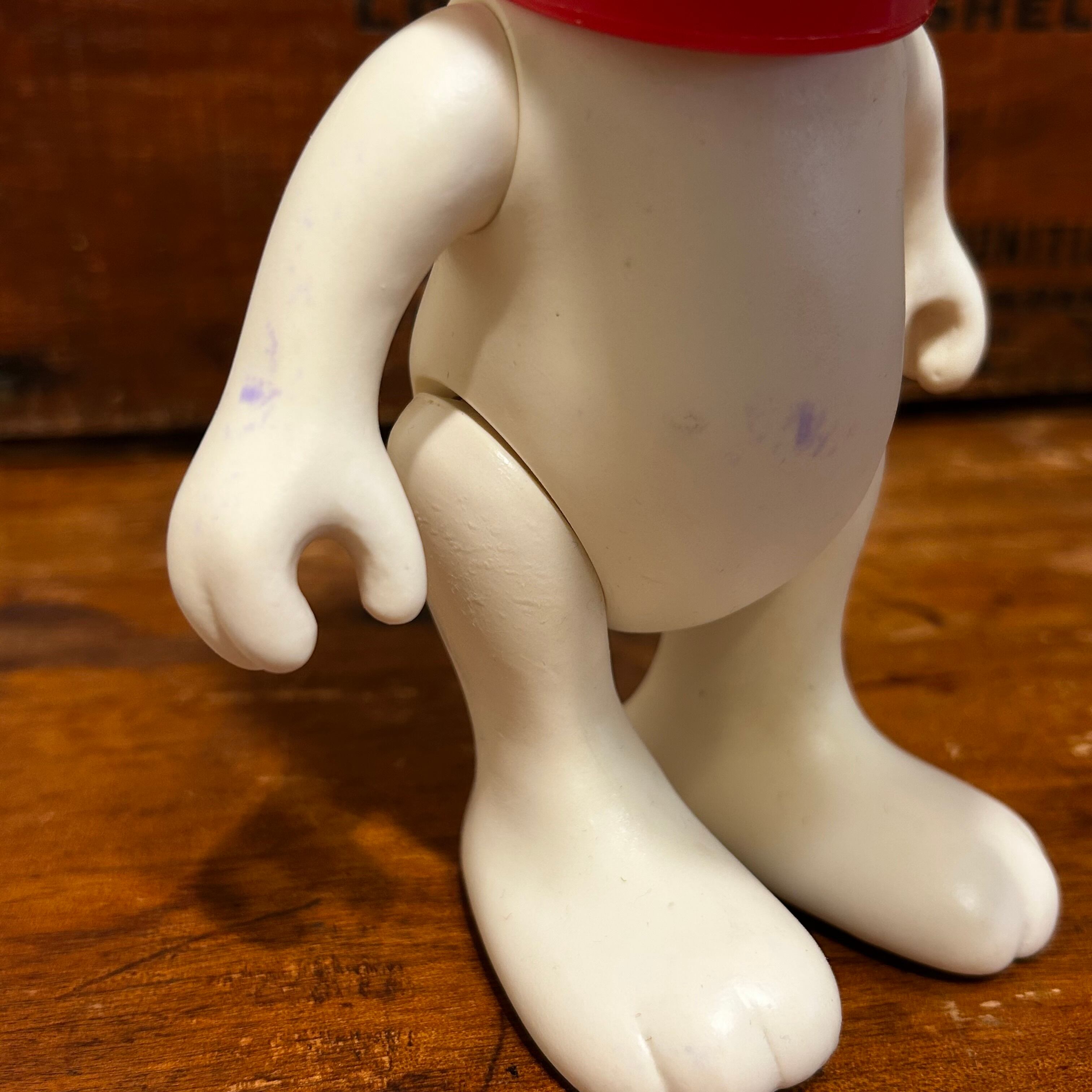 スヌーピー フィギュア KTC UNITED FEATURE SYND ピーナッツ D-336