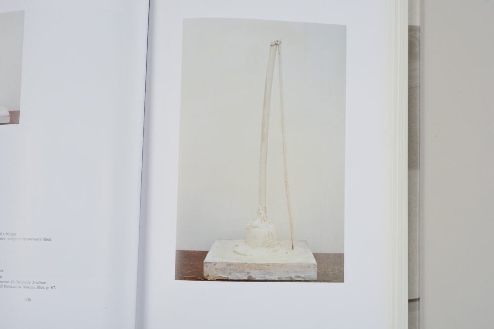 洋書 CATALOGUE RAISONNE OF SCULPTURE Cy Twombly /Catalogue Raisonne of Sculpture Vol.1 1946-1997 | inhalt