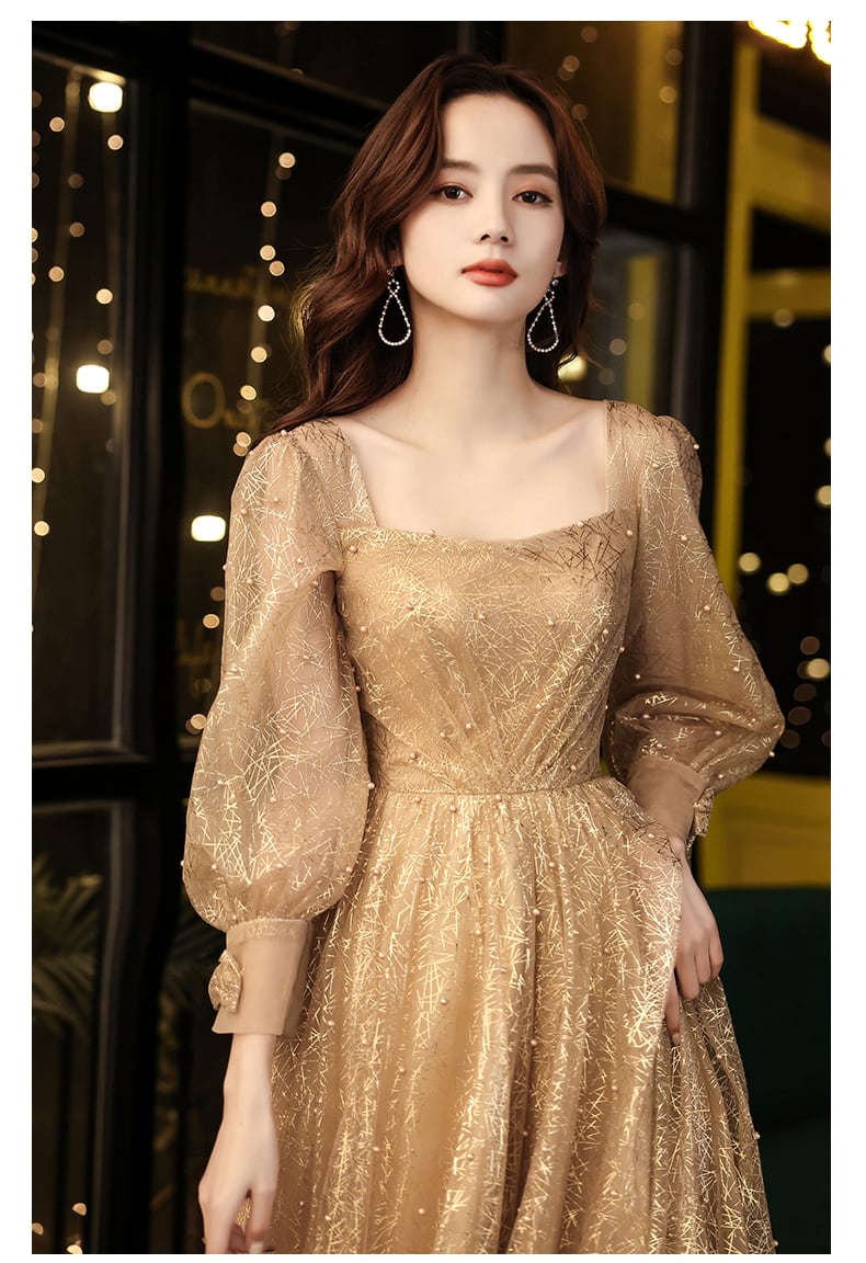 ゴールドベージュイブニングドレス