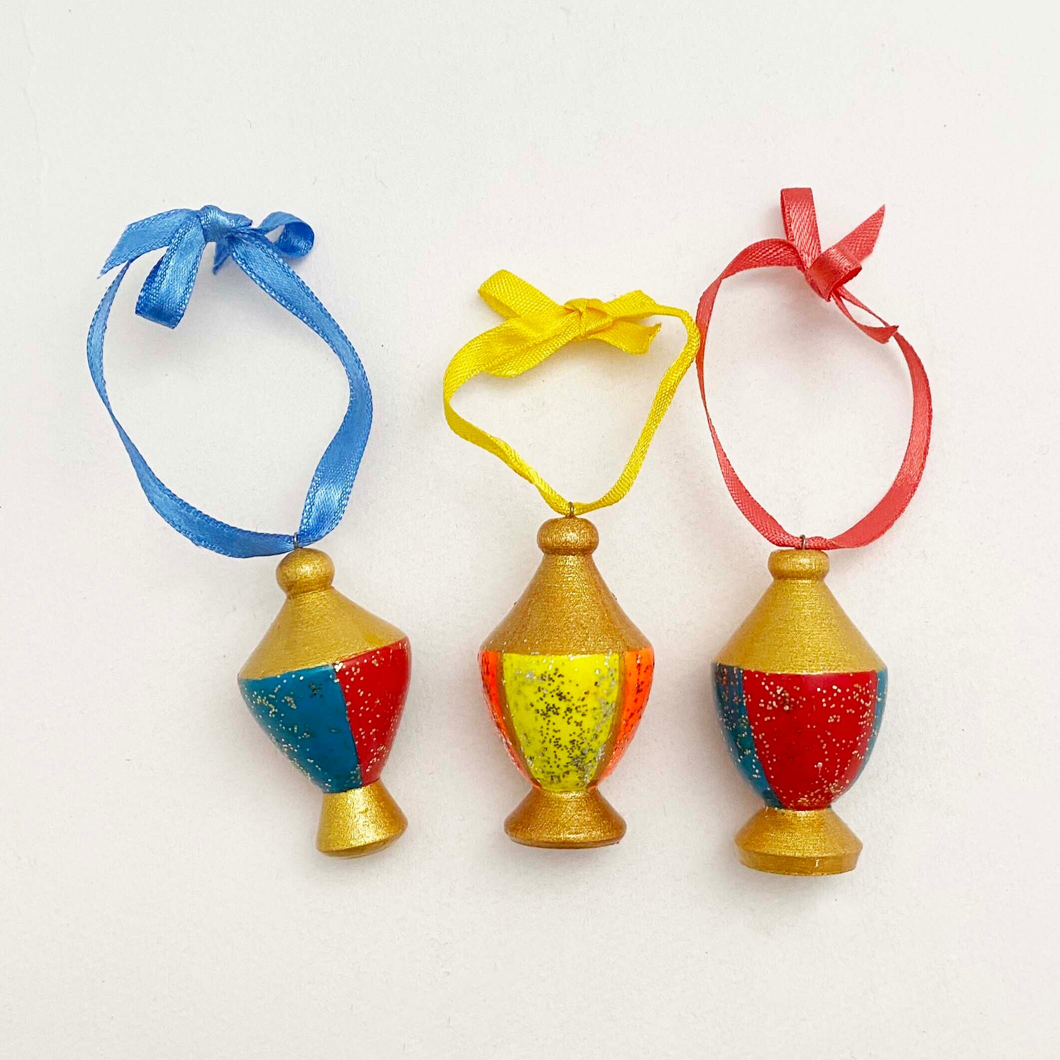 ランプのオーナメント