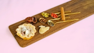 Té ~鈴木まりさん監修による 薬膳タルトシリーズ~「女性ホルモンケアのタルト」