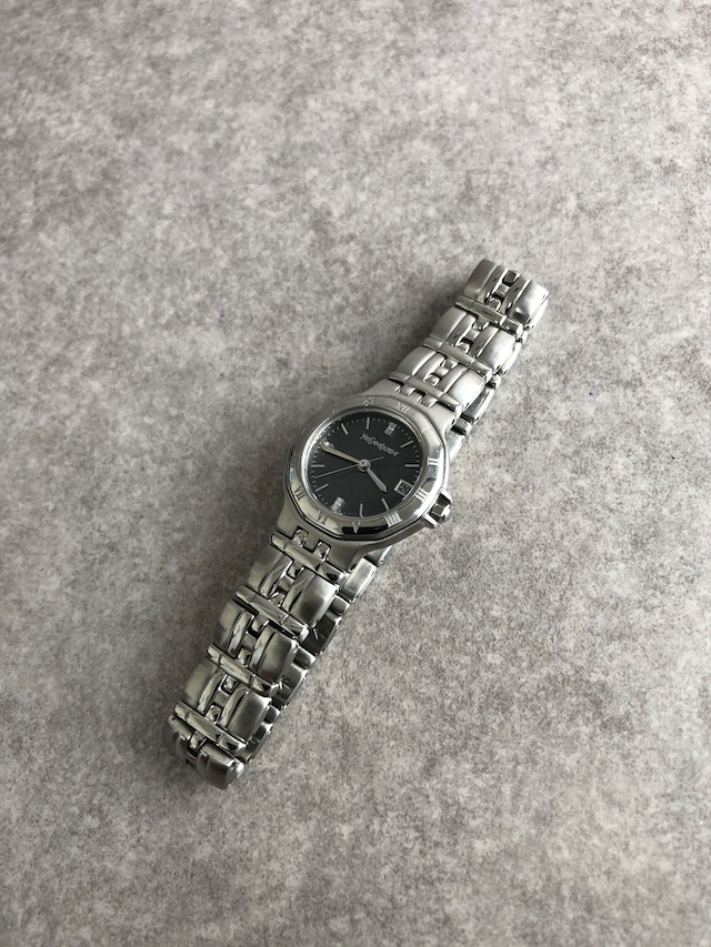 Yves Saint Laurent イヴ・サンローラン 腕時計 シルバー×ブラック ロゴ ステンレススチール クウォーツ 9616-H18636 gzdk85