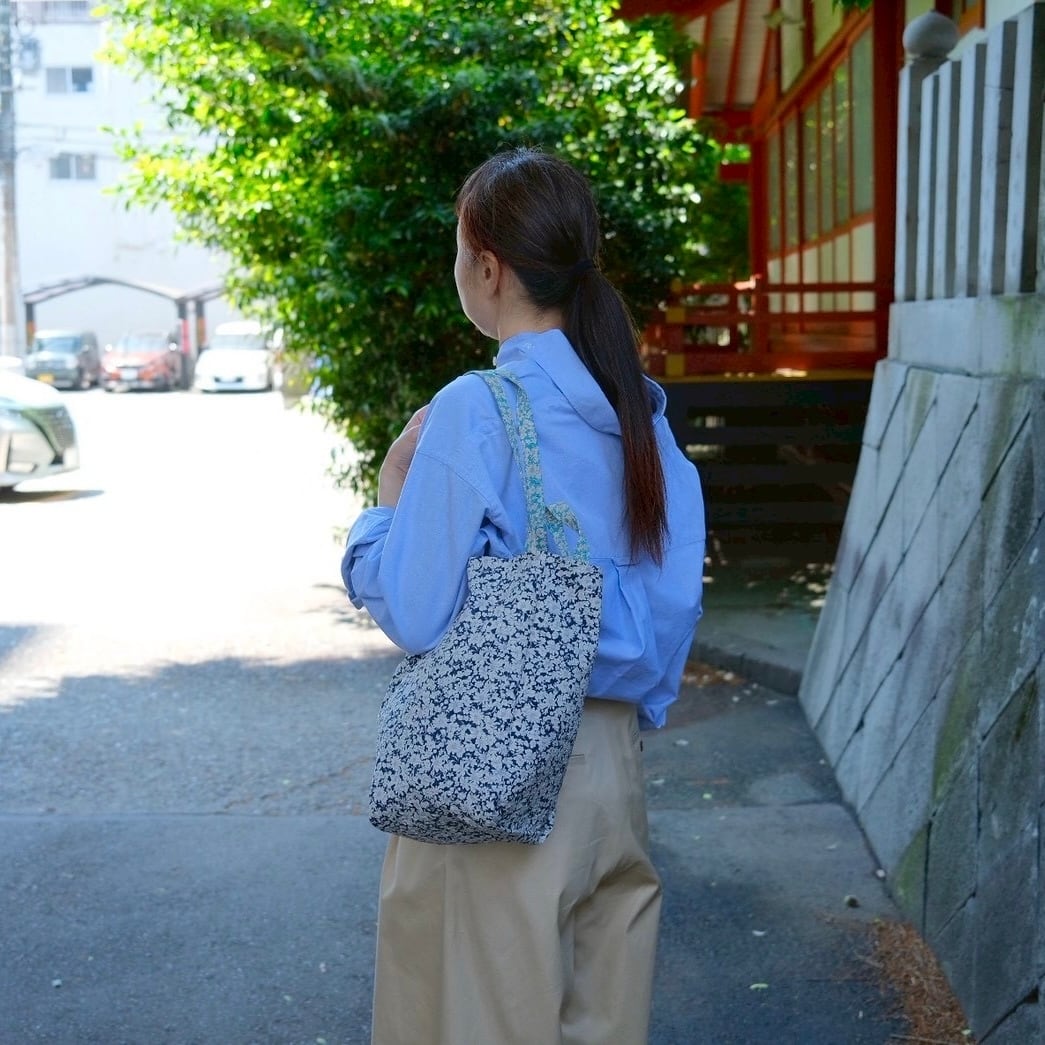 AMIACALVA』FLOWER EASY BAG M/ショルダーバッグ| ヤマダウェブコム