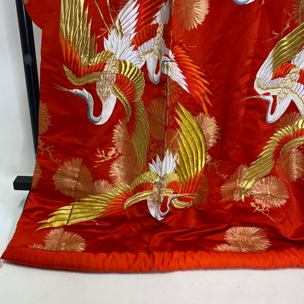 色打掛 正絹 鶴 刺繍 赤 金 打掛 花嫁衣裳 婚礼 リサイクル 中古