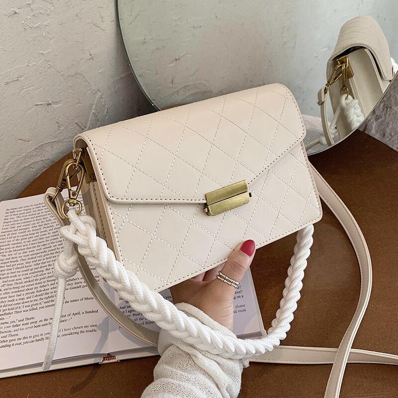 Lingge刺繍糸小さなバッグ女性バッグ2020人気の新しい新しい流行のファッション1ショルダーメッセンジャーバッグネット赤すべて一致小さな正方形のバッグ Tiancai_Wing_Bag3802963