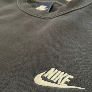 【NIKE】ナイキ ワンポイント 刺繍ロゴ スウェット トレーナー Lサイズ us古着