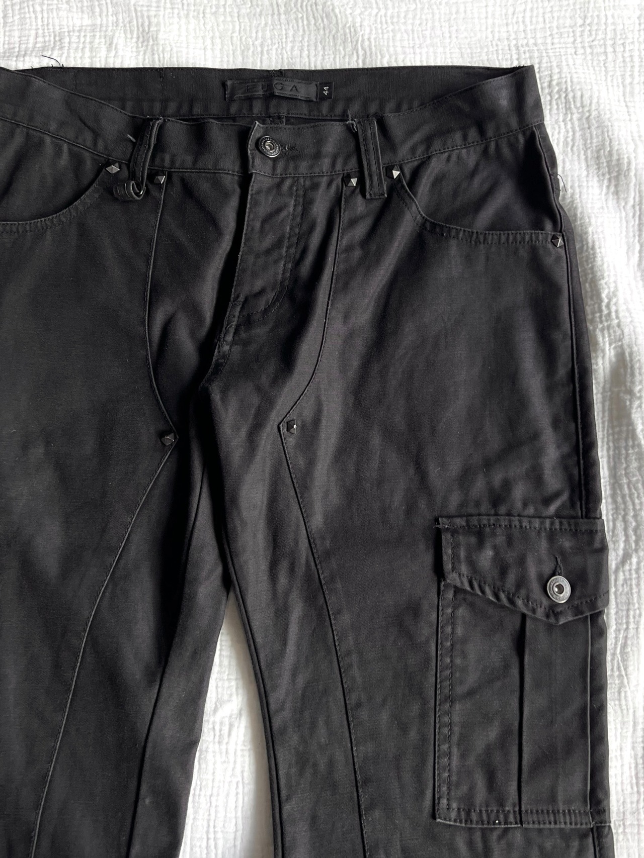 "FUGA" Gimmick Cargo Flared Pants