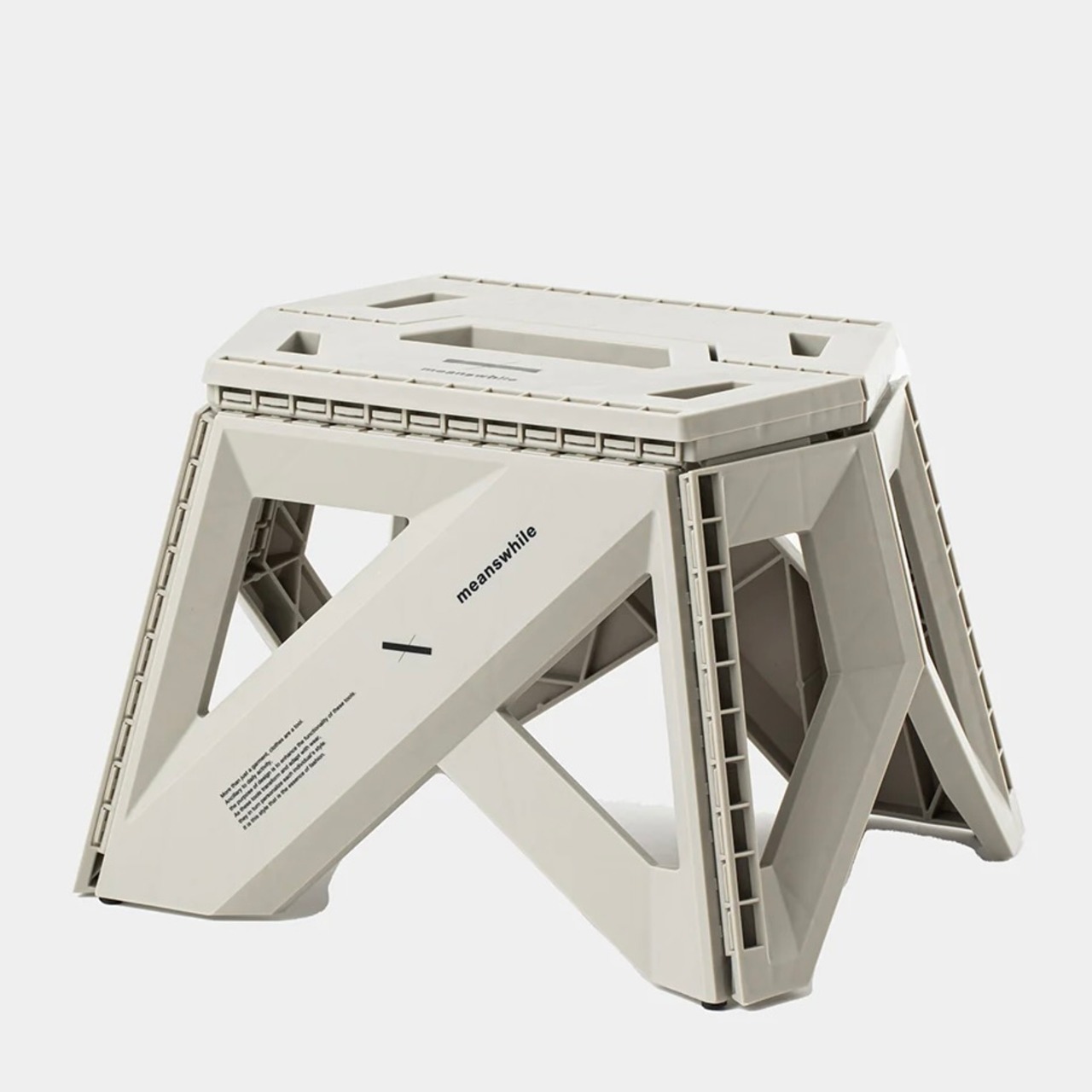 meanswhile STEP STOOL (ASH GREY)