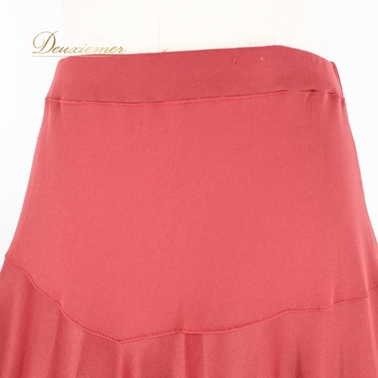 フラメンコ 衣装 ファルダ スカート レッド系 ブラウン系 無地 シンプル ボランテ フリル 赤茶 ボリューム 伸縮 ストレッチ 練習 レッスン 落ち着いた色 ペチコート ロング 上品 かわいい ダンス衣装