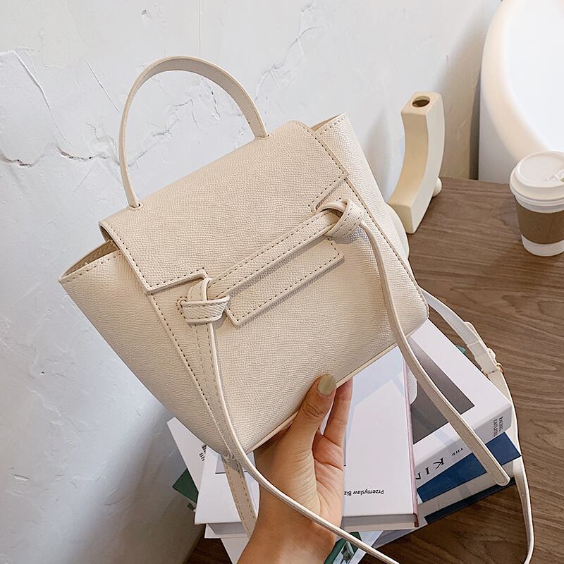 ワイルドインスモールバッグ女性バッグ2020ニューウェーブファッションワイルドクロスボディバッグニッチデザインネットレッドナマズバッグ Tiancai_Wing_Bag6086021