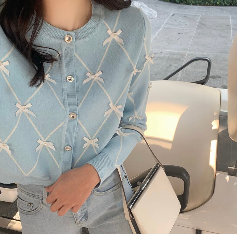 ラウンドネックカーディガンスプリングブレストニットセーター リボン 大人ガーリー スウィート キュート カジュアル 春物 Oネック ビッグFスモールZ韓国54198882240