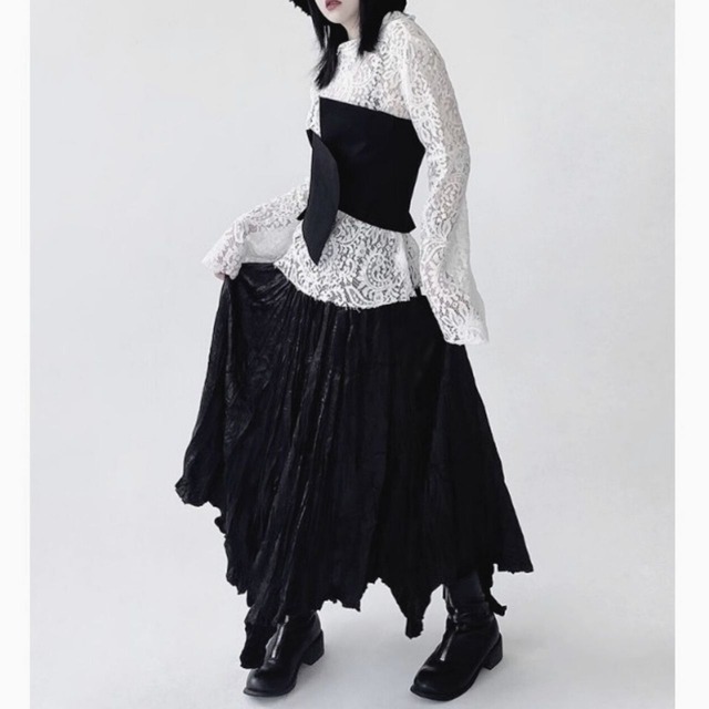 Flock high neck bell sleeve blouse C0849