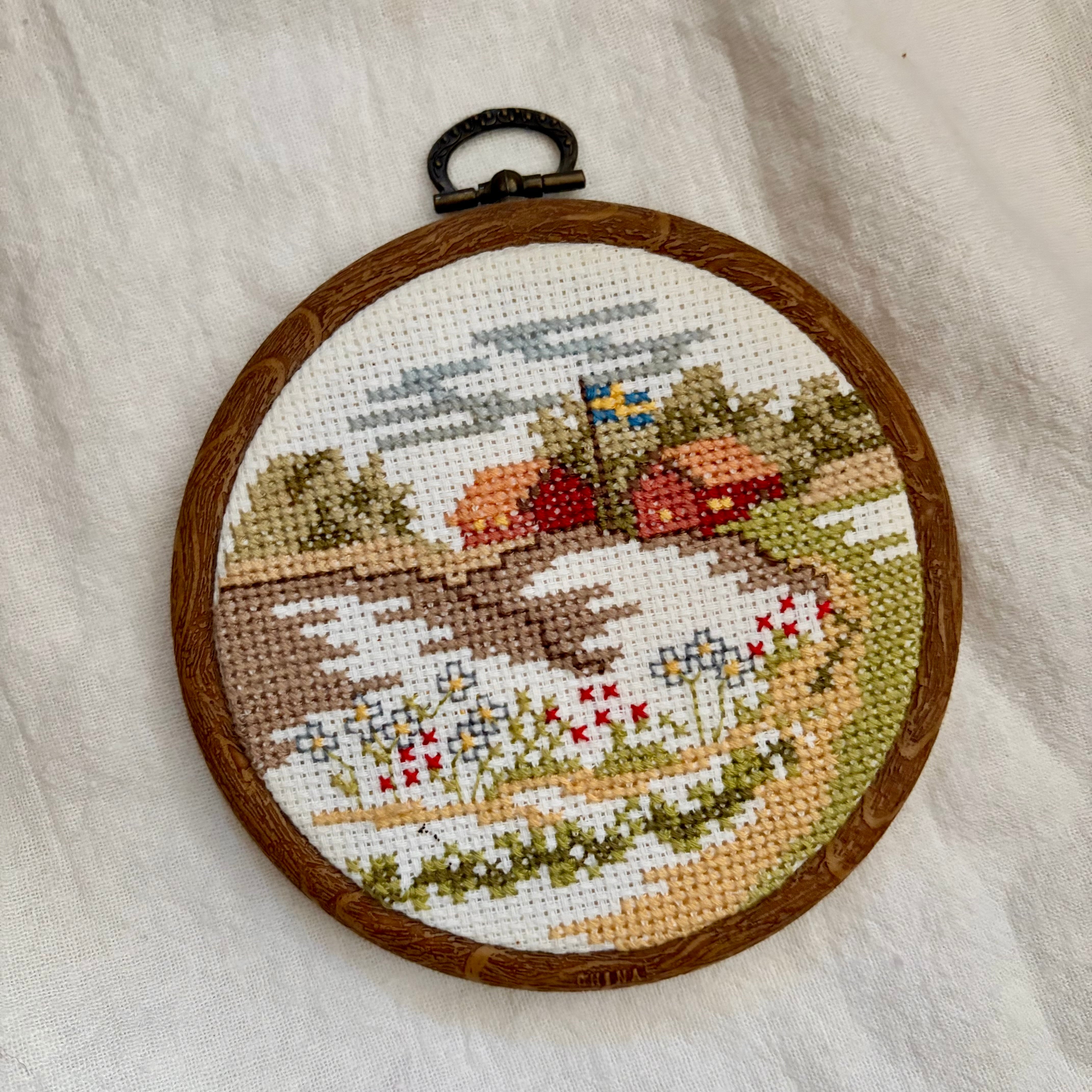 春模様の刺繍絵