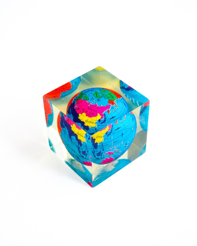 Earth glass paperweight "Hawaii"