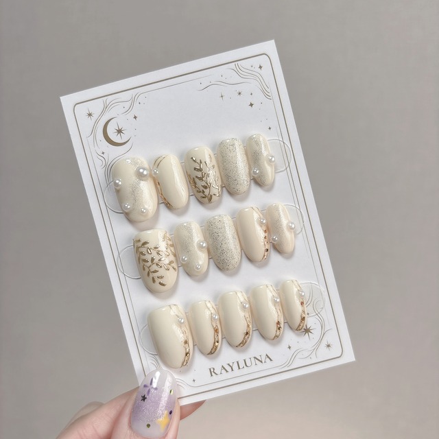 【#891】繰り返し使える【プレミアム】ネイルチップ15枚セット／ミディアム オーバル／XY451