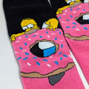 【 crew socks / クルーソックス 】『 The Simpsons / シンプソンズ / ホーマードーナツかぶりつき 』 靴下 / ソックス〚アメリカン雑貨 アメトイ〛