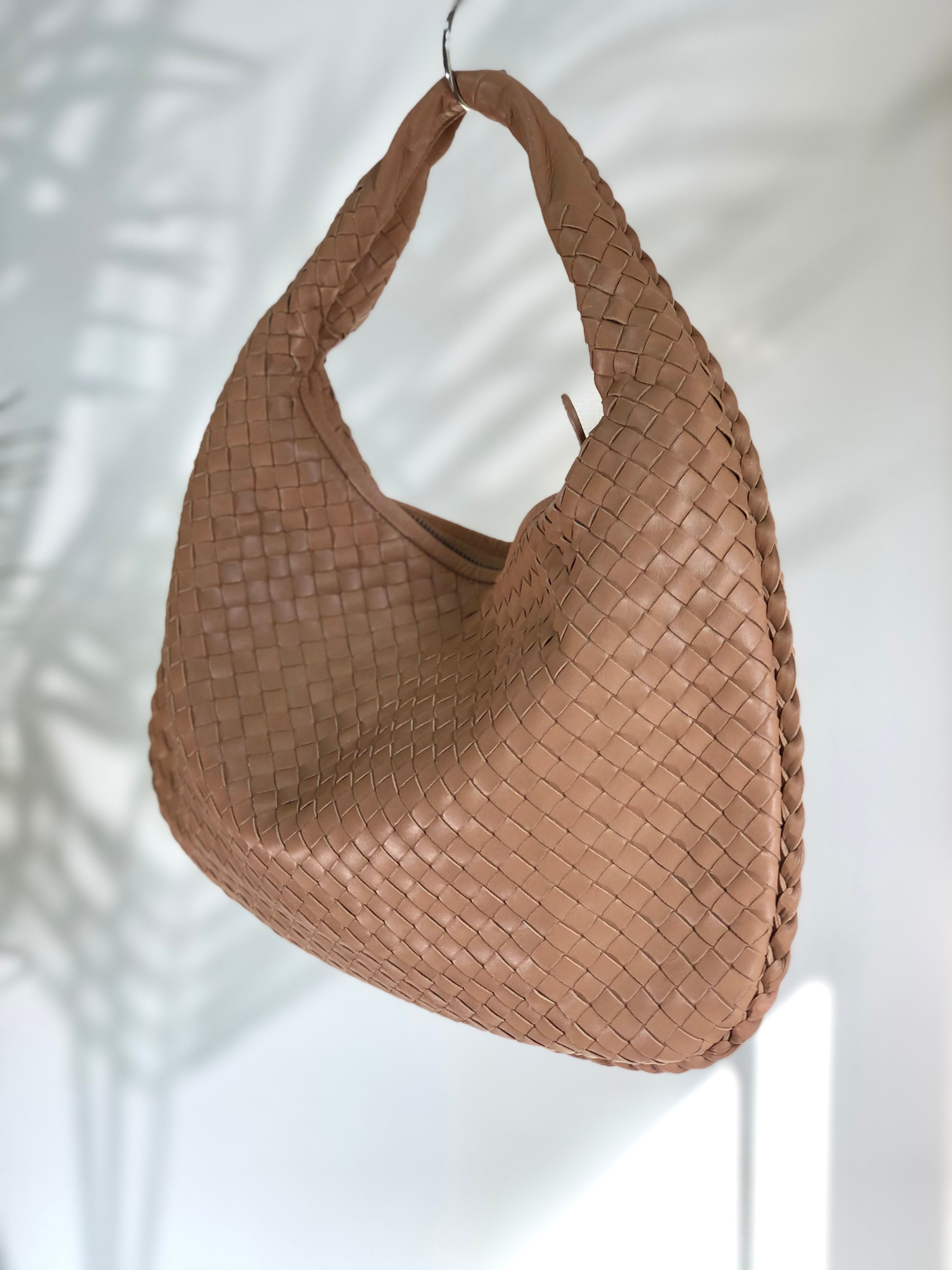 Bottega Veneta ボッテガヴェネタ レザー ジョディ キルティング
