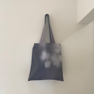 ritsuko karita/Around me tote bag Flower bed(gray)