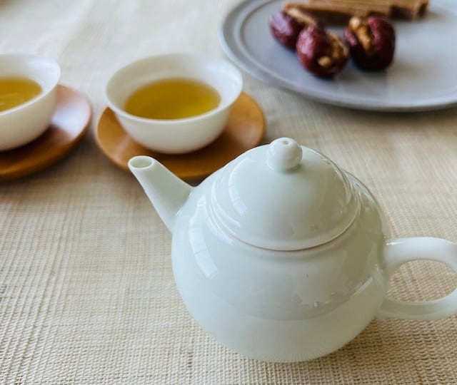 青白磁器茶壺 | 茶海堂 Chakaido