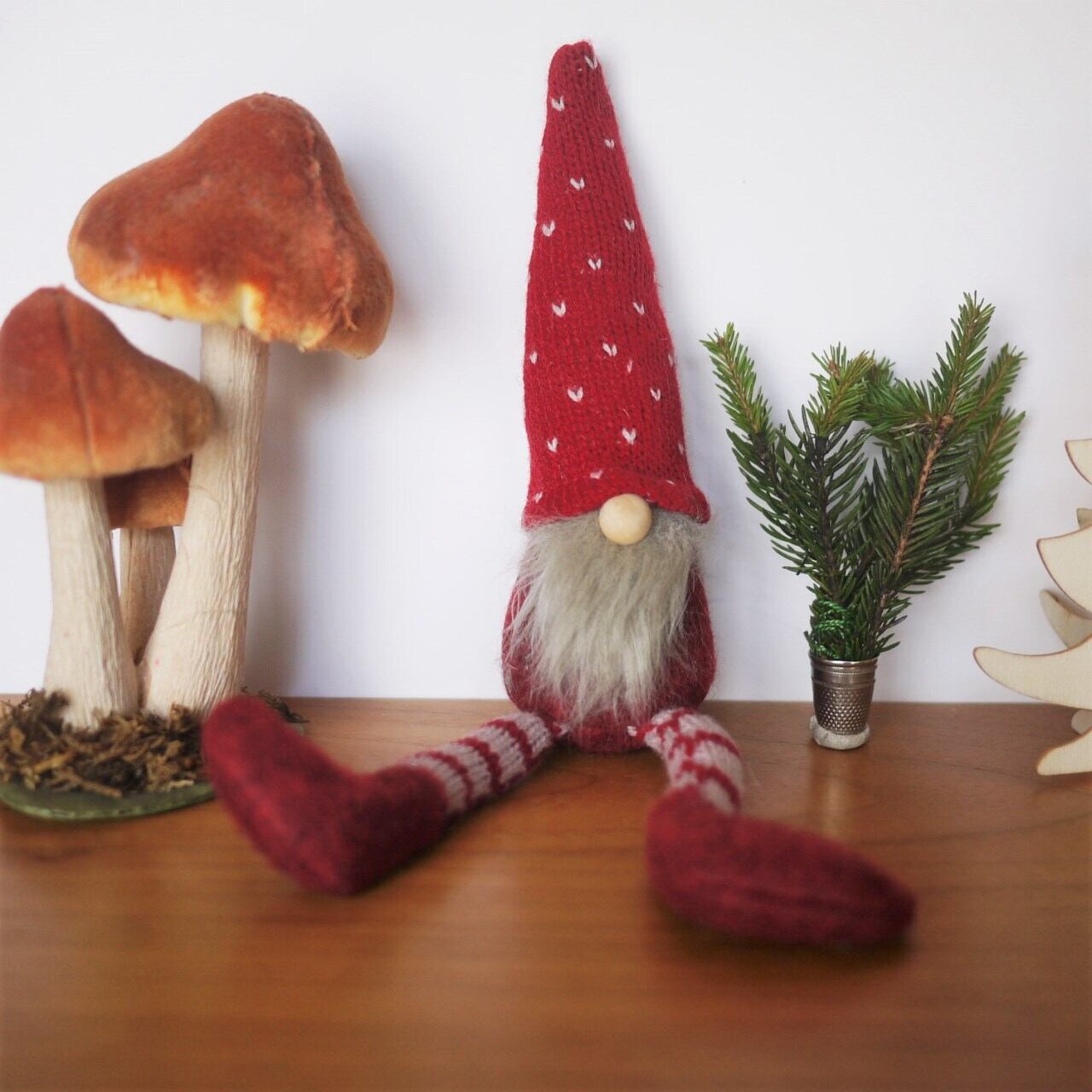 あしながトムテ 赤いとんがり帽子 トントゥ ニッセ