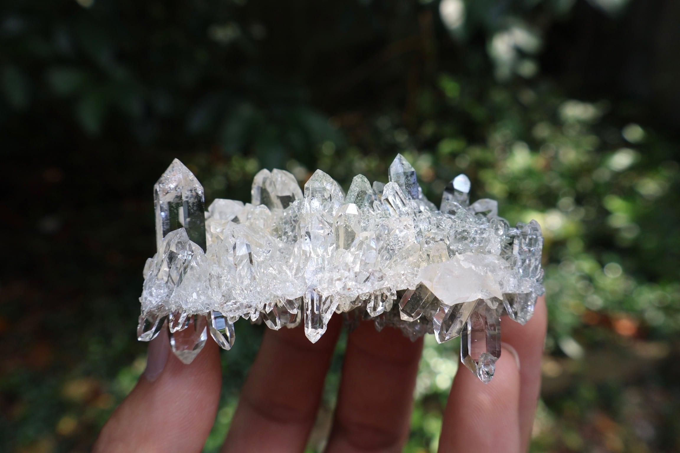 ヒマラヤ水晶クラスター マニハール産
