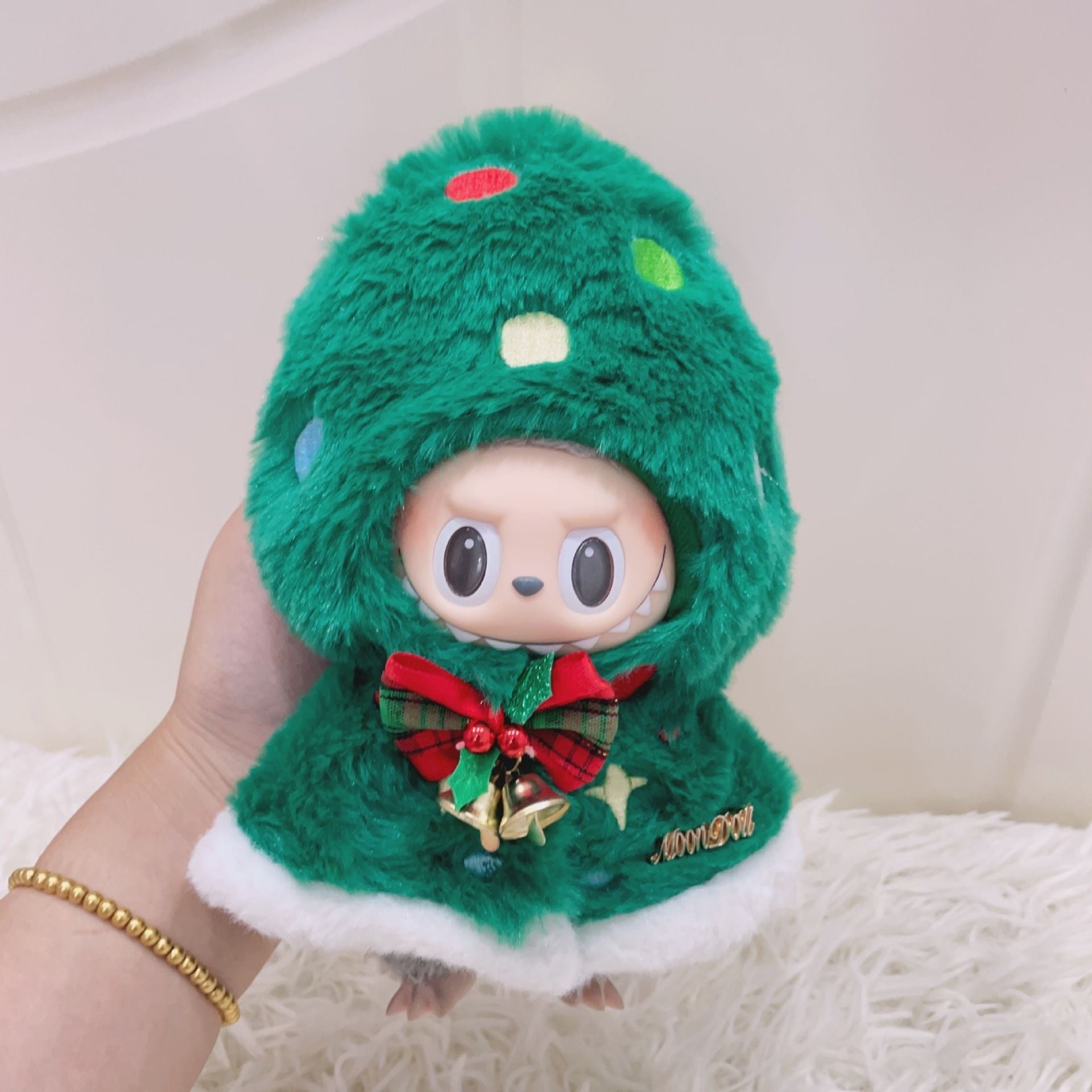 ラブブがサンタに！トナカイに！雪だるまに！♡ クリスマスの着せ替え