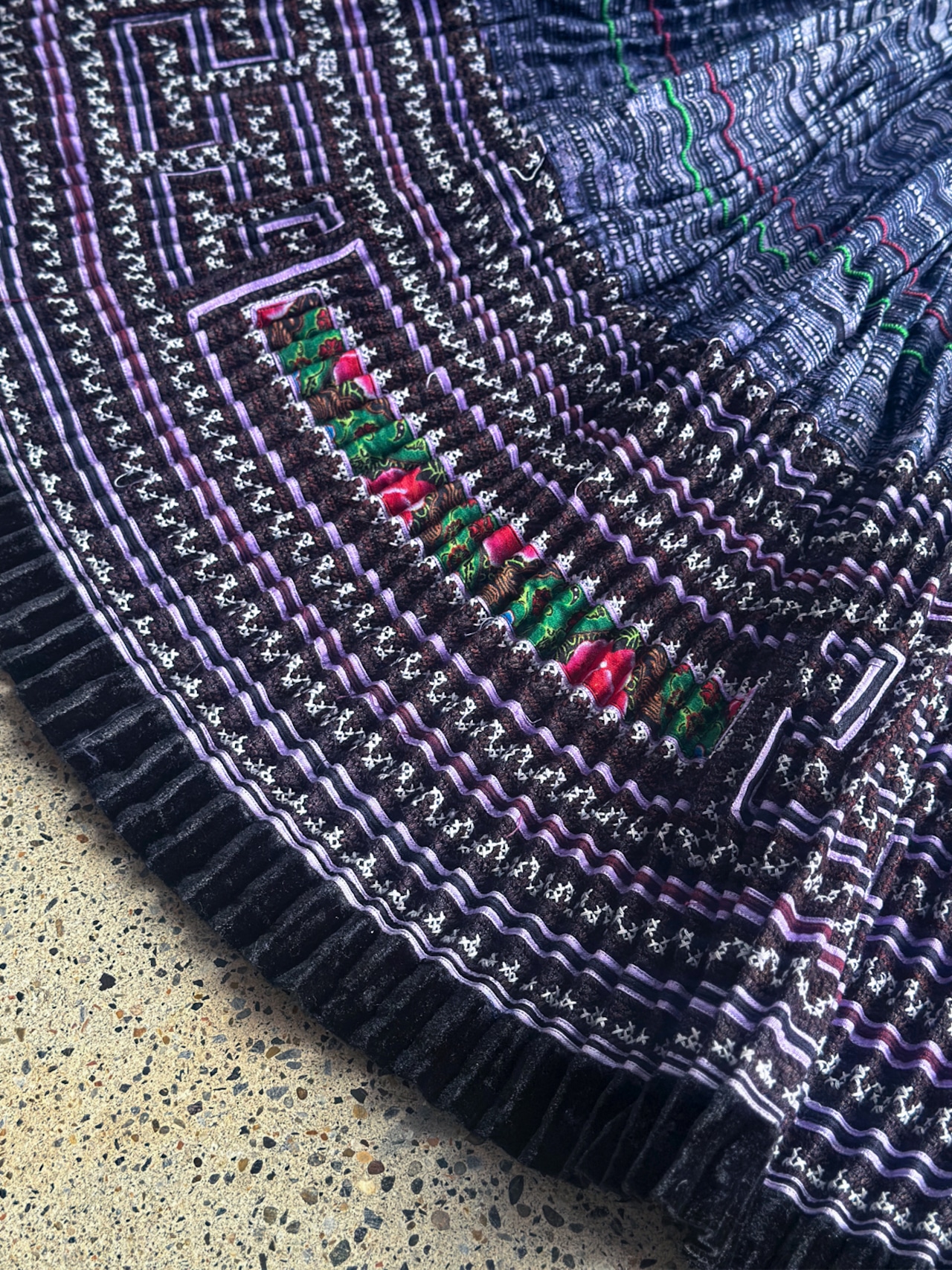 333 original/H'mong tribe custom vintage apron skirt